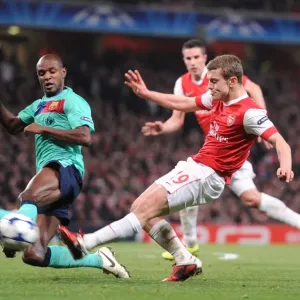 Jack Wilshere (Arsenal) Eric Abidal (Barcelona). Arsenal 2: 1 Barcelona