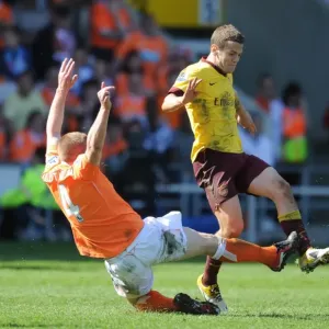 Jack Wilshere (Arsenal) Keith Southern (Blackpool). Blackpool 1: 3 Arsenal