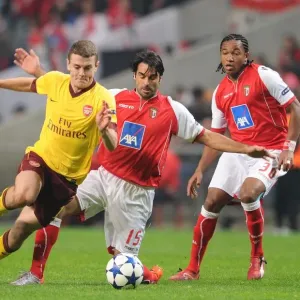 Jack Wilshere (Arsenal) Miguel Garcia (Braga). SC Braga 2: 0 Arsenal, UEFA Champions League Jack Wilshere (Arsenal) Miguel Garcia (Braga). SC Braga 2: 0 Arsenal, UEFA Champions League