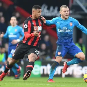 Jack Wilshere Outmaneuvers Lys Mousset: AFC Bournemouth vs. Arsenal, Premier League (2017-18) Jack Wilshere Outmaneuvers Lys Mousset: AFC Bournemouth vs. Arsenal, Premier League (2017-18)