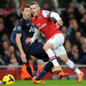 Jack Wilshere Outmaneuvers Michael Carrick: Arsenal vs Manchester United, Premier League 2013-14