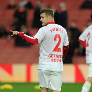 Jack Wilshere Pays Tribute to Pat Rice: Arsenal vs Everton, Premier League 2013-14 Jack Wilshere Pays Tribute to Pat Rice: Arsenal vs Everton, Premier League 2013-14