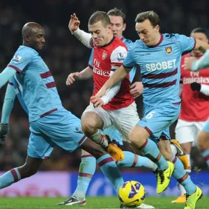 Jack Wilshere Tackles Alou Diarra and Mark Noble: Arsenal vs West Ham United, Premier League 2012-13