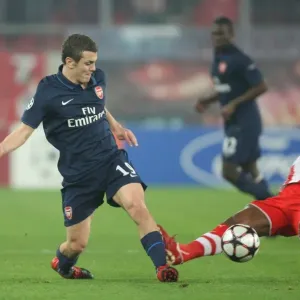 Jack Wilshere's Brilliant Performance: Arsenal's 1-0 Victory Over Olympiacos (Leonardo) in UEFA Champions League (Group H, 2009)