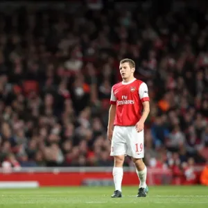 Jack Wilshere's Brilliant Performance: Arsenal Crushes Shaktar Donetsk 5-1 in UEFA Champions League