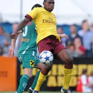 Jay Emmauel Thomas (Arsenal) Dombi (Neusiedl). SC Neusiedl 0: 4 Arsenal Jay Emmauel Thomas (Arsenal) Dombi (Neusiedl). SC Neusiedl 0: 4 Arsenal