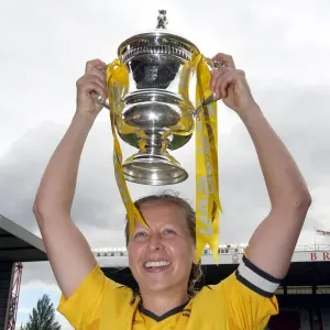 Jayne Ludlow Celebrates FA Cup Victory with Arsenal