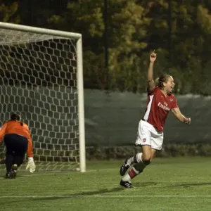 Jayne Ludlow celebrates scoring her 1st goal Arsenals 4th Jayne Ludlow celebrates scoring her 1st goal Arsenals 4th