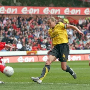 Jayne Ludlow scores her 1st goal Arsenals 2nd Jayne Ludlow scores her 1st goal Arsenals 2nd