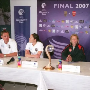 Jayne Ludlow and Vic Akers in the Pre match Press Conference with Andree Jeglertz Jayne Ludlow and Vic Akers in the Pre match Press Conference with Andree Jeglertz