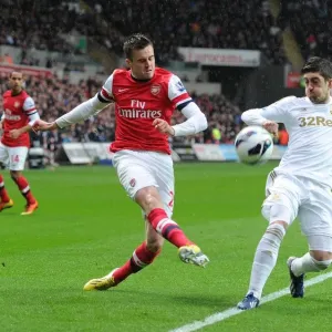 Jenkinson vs. Davies: Battle at Liberty Stadium - Swansea City vs. Arsenal, Premier League 2012-13 Jenkinson vs. Davies: Battle at Liberty Stadium - Swansea City vs. Arsenal, Premier League 2012-13