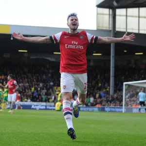 Jenkinson's Stunner: Arsenal's Game-Changing Goal vs. Norwich City (2013-14)