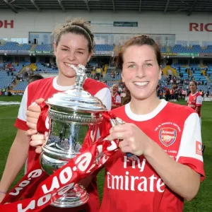 Jennifer Beattie and Niamh Fahey (Arsenal) with the FA Cup Trophy. Arsenal Ladies 2 Jennifer Beattie and Niamh Fahey (Arsenal) with the FA Cup Trophy. Arsenal Ladies 2