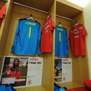 Arsenal Legends Print - Jens Lehmann and David Seaman in Action