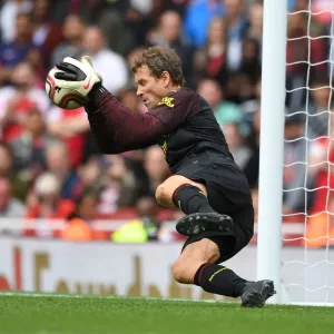 Jens Lehmann's Epic Penalty Save: Arsenal Legends vs Real Madrid Legends Shootout