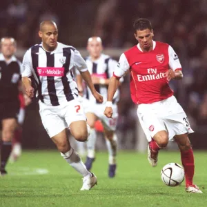 Jeremie Aliadiere (Arsenal) Nigel Quashie (WBA)