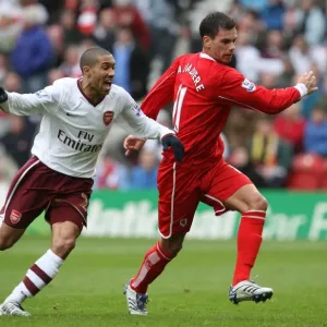 Jeremie Aliadiere (Middlesbrough) and Gael Clichy (Arsenal)