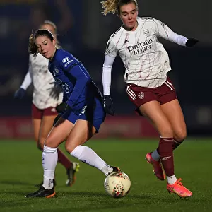 Jill Roord vs. Melanie Leupold: Intense Battle in Chelsea Women vs. Arsenal Women FA WSL Match