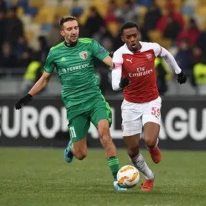 Joe Willock vs. Vyacheslav Sharpar: Arsenal Star Clashes with Vorskla Player in Europa League Match