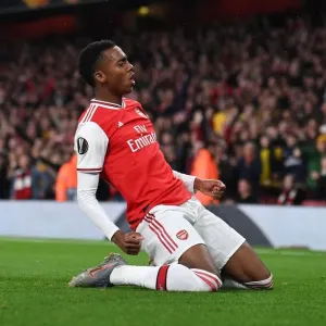 Joe Willock's Hat-Trick: Arsenal's Europa League Victory over Standard Liege
