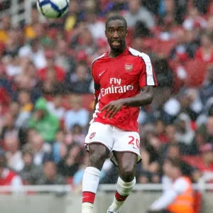 Johan Djourou in Action: Arsenal's Win Against Atletico Madrid, Emirates Cup 2009 (2:1) Johan Djourou in Action: Arsenal's Win Against Atletico Madrid, Emirates Cup 2009 (2:1)