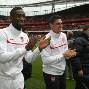 Johan Djourou and Vito Mannone (Arsenal). Arsenal 4: 0 Fulham. Barclays Premier League Johan Djourou and Vito Mannone (Arsenal). Arsenal 4: 0 Fulham. Barclays Premier League