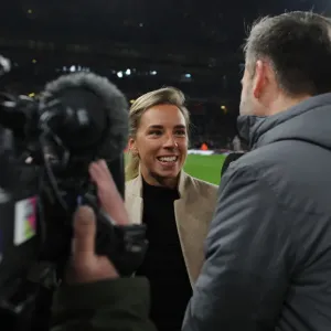 Jordan Nobbs at Half-Time: Arsenal Women's Battle in Europa League Against AC Milan