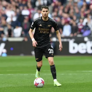 Jorginho in Action: Arsenal vs. West Ham United, Premier League 2022-23