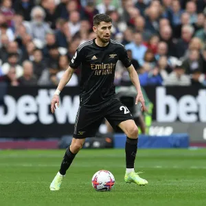 Jorginho in Action: West Ham vs. Arsenal, 2022-23 Premier League Clash