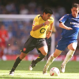 Jose Reyes (Arsenal) Asier Del Horno (Chelsea). Arsenal 1: 2 Chelsea