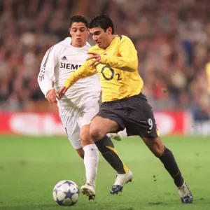 Jose Reyes (Arsenal) Cicinho (Real). Real Madrid 0: 1 Arsenal