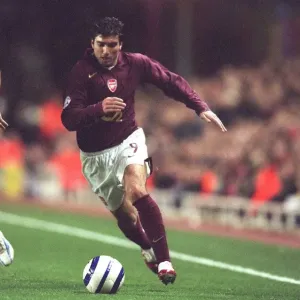 Jose Reyes (Arsenal) Mauro Camoranesi (Juve). Arsenal 2: 0 Juventus