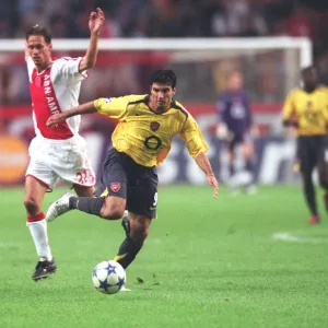 Jose Reyes (Arsenal) Olaf Lindenbergh (Ajax)