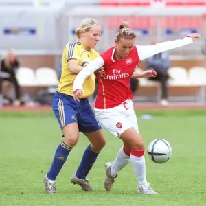 Julie Fleeting (Arsenal) Malene Olsen (Brondby) Julie Fleeting (Arsenal) Malene Olsen (Brondby)