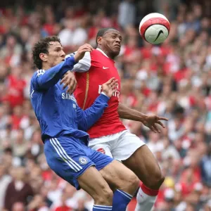Julio Baptista (Arsenal), Khalid Boulahrouz (Chelsea) Julio Baptista (Arsenal), Khalid Boulahrouz (Chelsea)