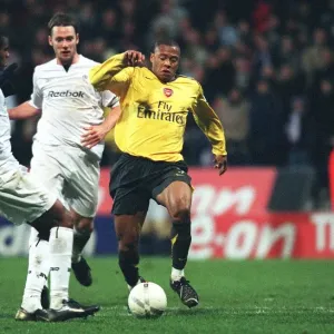 Julio Baptista (Arsenal) Ricardo Vax Te and Kevin Nolan (Bolton)