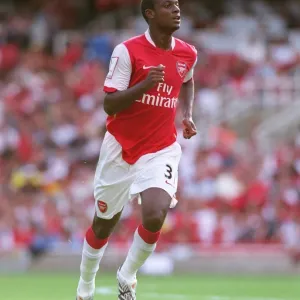 Justin Hoyte in Action: Arsenal's 2-1 Victory over Paris Saint-Germain, Emirates Cup 2007