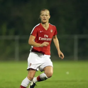 Katie Chapman (Arsenal) Katie Chapman (Arsenal)