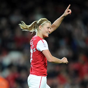 Katie Chapman celebrates scoring Arsenals 2nd goal. Arsenal Ladies 3: 1 Chelsea Ladies