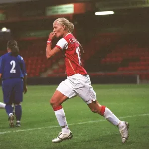 Katie Chapman celebrates scoring Arsenals 2nd goal