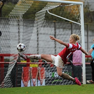 Katie Chapman scores Arsenals 4th goal. Arsenal Ladies 4: 1 Rayo Vallecano