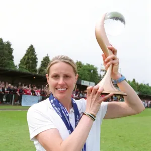 Kelly Smith (Arsenal) with the European Trophy