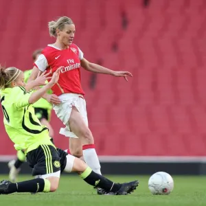 Kelly Smith (Arsenal) Kylie Davies (Chelsea)