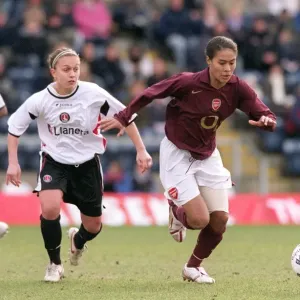 Kelly Smith (Arsenal) vs Michelle Hickmott (Charlton) Print
