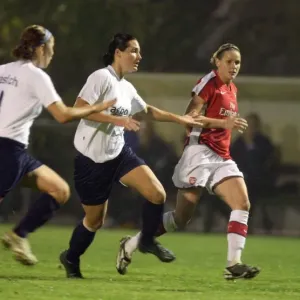 Kelly Smith (Arsenal) Prisca Stillhard (Zurich) Kelly Smith (Arsenal) Prisca Stillhard (Zurich)