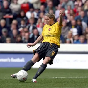 Kelly Smith scores her 2nd goal Arsenals 4th Kelly Smith scores her 2nd goal Arsenals 4th