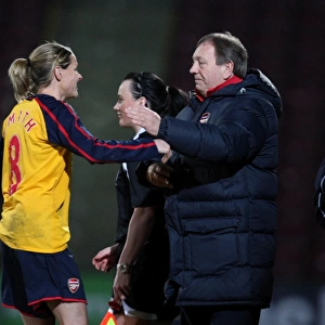 Kelly Smith's Emotional Farewell: Celebrating Victory with Manager Akers in Arsenal Ladies FA Premier League Cup Final