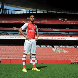 Kieran Gibbs (Arsenal). Arsenal 1st Team Photocall. Emirates Stadium, 7 / 8 / 14. Credit
