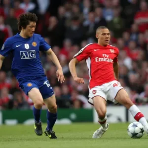 Kieran Gibbs (Arsenal) Ji-Sung Park (Man Utd) Kieran Gibbs (Arsenal) Ji-Sung Park (Man Utd)