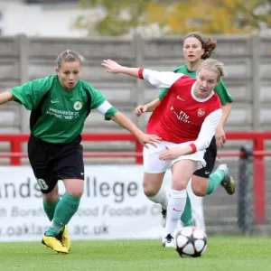Kim Little (Arsenal) Kristina Krstic (ZFK). Arsenal Ladies 9: 0 ZFK Masinac Kim Little (Arsenal) Kristina Krstic (ZFK). Arsenal Ladies 9: 0 ZFK Masinac